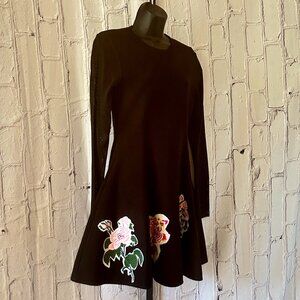 Oscar de la Renta |  Long sleeve Embroidered Flowers Dress